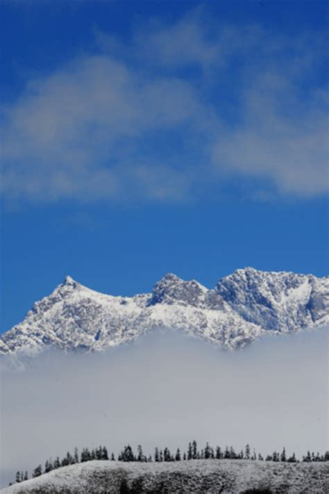 迤逦,风景迤逦,迤逦怎么读_大山谷图库