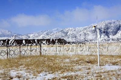 【中国新闻网】三江源果洛草原生态环境恶化势头有效遏制 生态环境持续向好--果洛新闻网