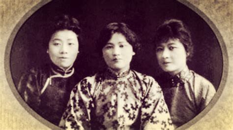 老照片，关于宋家三姐妹的回忆，中国近代史上有影响力的家族|三姐妹|中国近代史|家族_新浪新闻