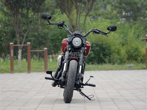 龙嘉摩托车品牌>V途250报价车型图片-摩托范-哈罗摩托