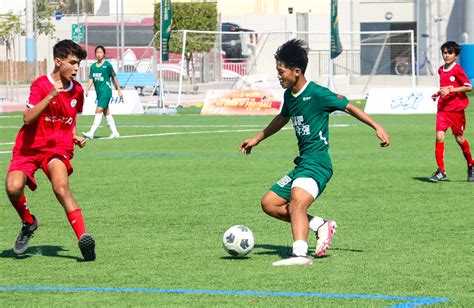 重庆八中青少年足球队梯队获得第八届“玛丽莱杯”青少年足球精英赛“门票”——重庆市第八中学校