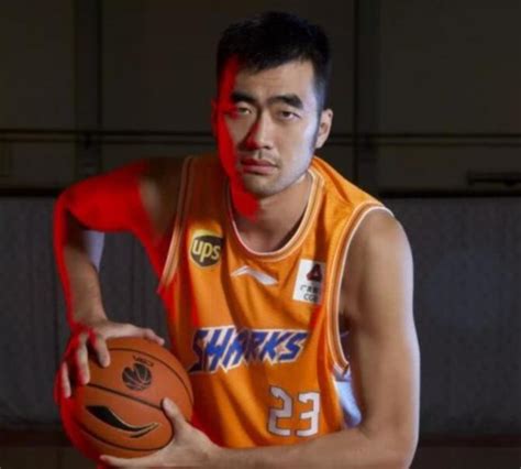 张兆旭担任上海男篮队长 新赛季率队力争总冠军_荔枝网新闻