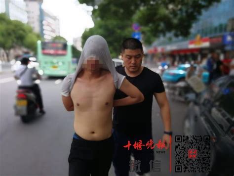 嫌疑人跑来参加警民恳谈会 当场被拷走（图）凤凰网江西_凤凰网