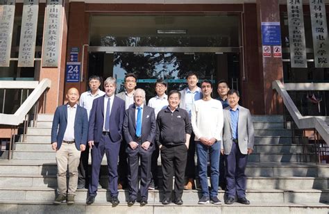武汉理工大学材料科学与工程国际化示范学院（(材料与微电子学院)）