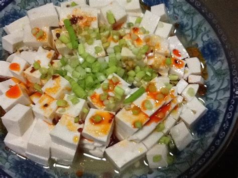 【正宗小葱拌豆腐的做法,最正宗的做法步骤图解_怎么做好吃】_下厨房