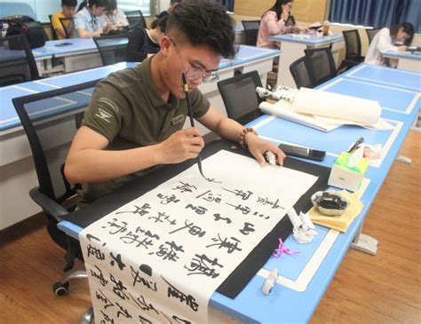 中国书画家影像网 - 专业的书画家推广网站
