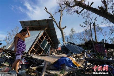 超强台风“海燕”袭菲律宾灾情惨重 已致百余人亡-中新网