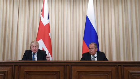 俄外长与英国外交大臣讨论朝鲜周边局势 - 2017年12月22日, 俄罗斯卫星通讯社