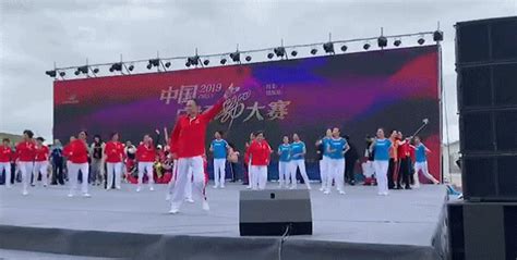 近年中国为何遍地都是广场舞！真正的原因是什么？