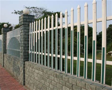 草坪护栏pvc塑钢护栏庭院围墙户外绿化栅栏塑料篱笆栏杆花园围栏-阿里巴巴