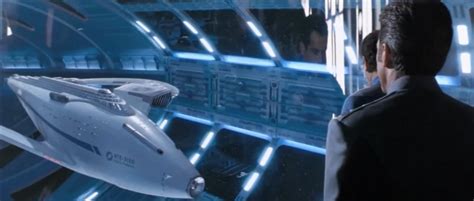 演员受到外星人邀请，前去开飞船，搞笑科幻电影《银河追缉令》__凤凰网