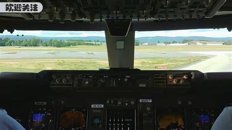 直升机的起飞行和着陆从驾驶舱看仪表板飞行高清图片下载-正版图片507491699-摄图网