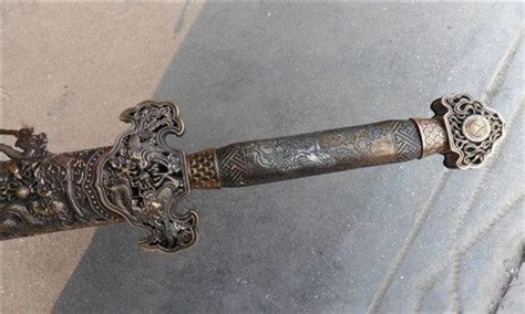 长兴出土文物赏析——汉代铁长剑