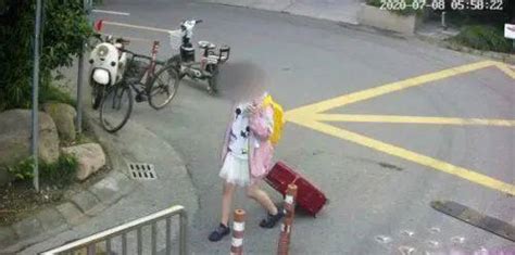上海10岁少女花3800元打车千里见网友 偷偷转走妈妈卡里的钱|上海|10岁-滚动读报-川北在线