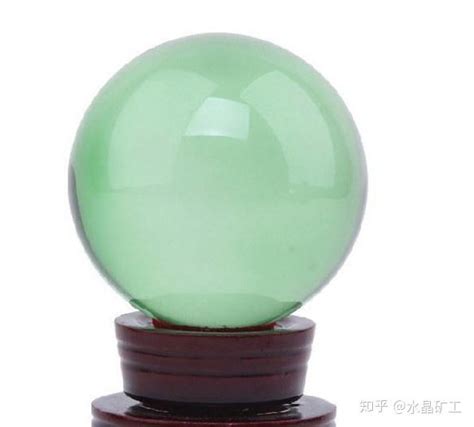 人造白水晶球k9透明彩色魔术圆球内雕批发光球底座玻璃球摄影厂家-阿里巴巴
