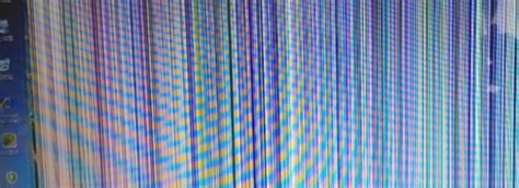 【图】电脑显示屏出现彩色条纹怎么办 - 图老师