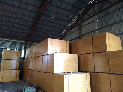 漳州建筑模板厂家荣佳木业为您详细介绍建筑模板生产过程