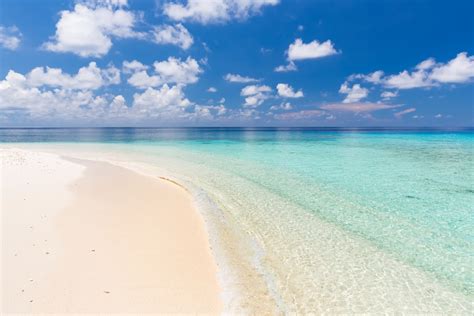 马尔代夫美丽的海滩5k风景壁纸_4K风景图片高清壁纸_墨鱼部落格