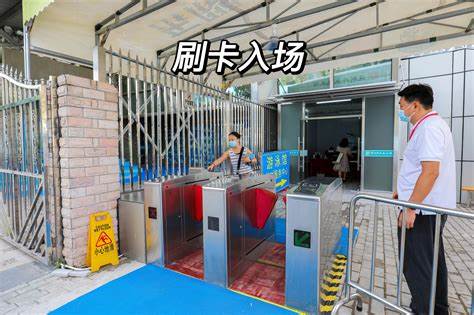 贺州学院游泳馆开放时间
