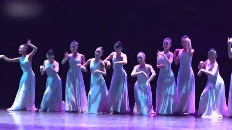 《青春丽人》 女子群舞 校园舞蹈 中学舞蹈比赛 唯美舞蹈_腾讯视频