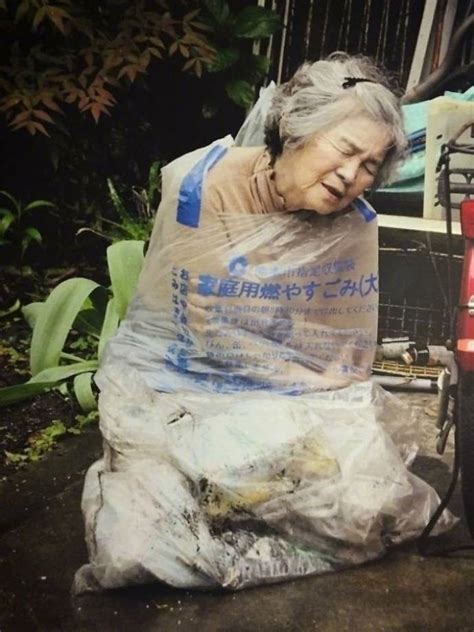 71岁学摄影 ，日本老奶奶的趣味自拍__财经头条