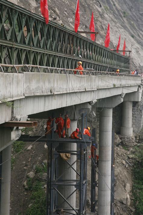 蒙子沟桥墩加固 - 维修加固 - 四川路桥桥梁工程有限责任公司特种工程分公司