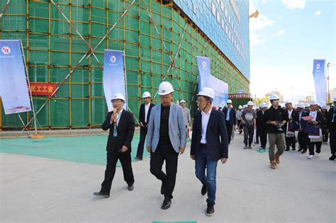 西藏举办房屋市政工程“智慧化工地”现场观摩会-新华网