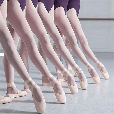 【图】芭蕾高跟鞋的另类舞步 SM芭蕾高跟鞋惊艳欧洲(3)_芭蕾高跟鞋_伊秀服饰网|yxlady.com