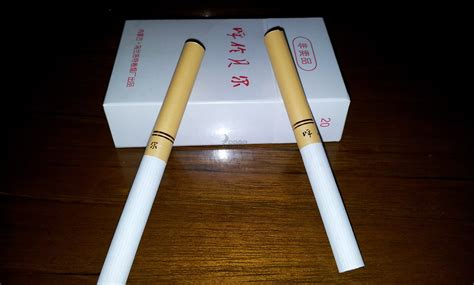 草原上的白色呼吸——白皮呼伦贝尔 - 香烟品鉴 - 烟悦网论坛