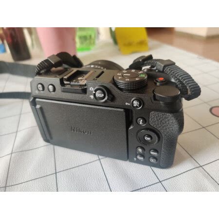【每日摄影】年轻人的第一台微单相机 选择尼康Z30靠谱吗？_尼康 Z 30_数码影音评测-中关村在线