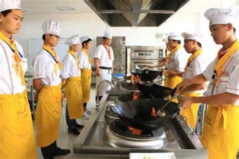 成都北方钓鱼台烹饪学校：学厨师可以拿什么学历？