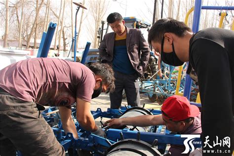 阿勒泰市：7名小伙组建“农机车队”圆创业梦-天山网 - 新疆新闻门户