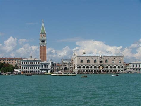2022威尼斯历史中心区游玩攻略,这些自然都是威尼斯的标志性...【去哪儿攻略】