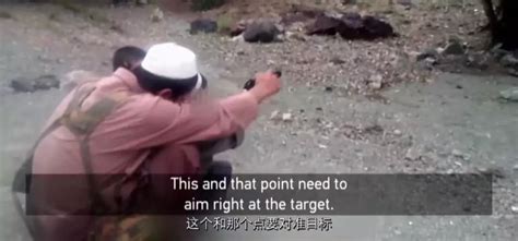 新疆反恐纪录片第三集播出 关注暴恐亲历者和受害者_图片_中国小康网