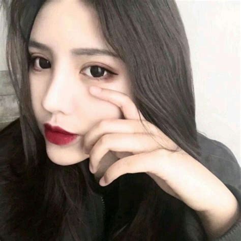 性感上半身无头女生头像图片