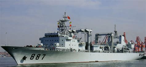 中国海军远航访问编队进行首次海上补给_央广网