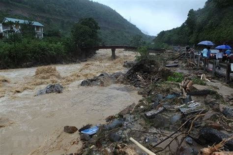 在人间｜洪水中的山西农民：养殖场被淹，180万打了水漂_凤凰网资讯_凤凰网
