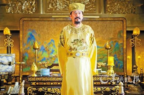 赵匡胤是第一个黄袍加身的皇帝吗？后周太祖郭威：我才是第一人_凤凰网历史_凤凰网