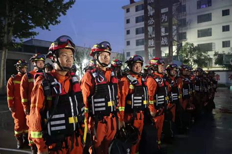 河南：神鹰救援驻郑州联络处正式挂牌成立，为省会增添一份救援力量(组图)-特种装备网