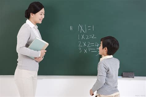 数说｜中国家长每天陪孩子写多久的作业？|中国_新浪新闻
