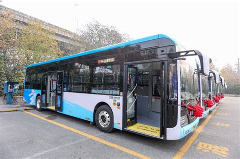 南京公共交通（集团）有限公司