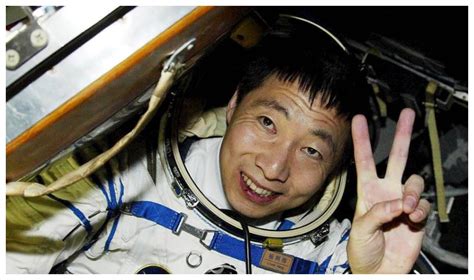 揭秘新型出舱服！中国第一位太空行走的女航天员，或两年内出现