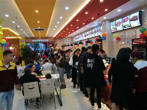 2017餐饮加盟店面设计效果图合集_一枚怀艺的卤蛋-站酷ZCOOL