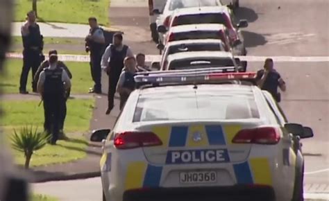 新西兰奥克兰中央商务区发生枪击事件 致2人死亡
