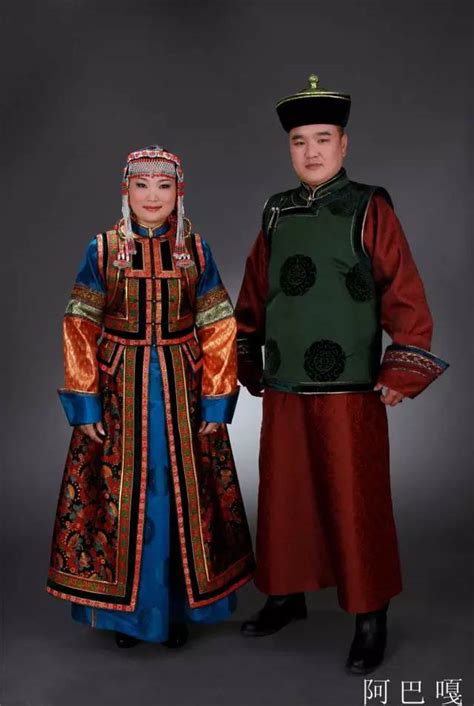 看过来，丽江宁蒗最美的少数民族服饰都在这里啦 - weibolj