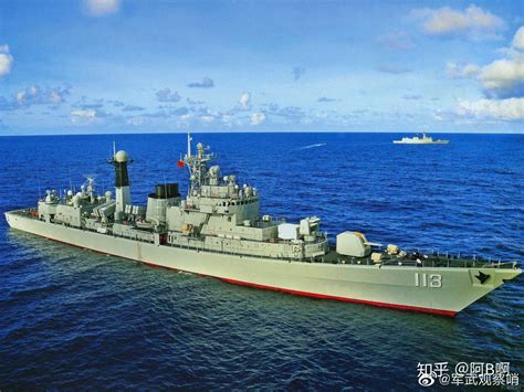 新型导弹驱逐舰西宁舰加入海军战斗序列(组图)--军事--人民网