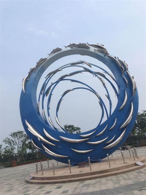 海滨公园15米不锈钢雕塑 - 深圳市丽吉尚玻璃钢装饰有限公司 ...