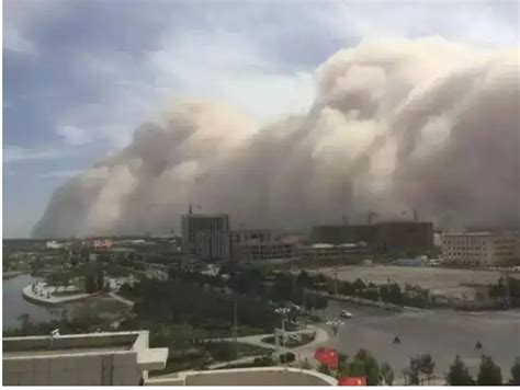 新疆南部再遭9级大风 刮起罕见沙尘暴(组图) 国内要闻 烟台新闻网 胶东在线 国家批准的重点新闻网站