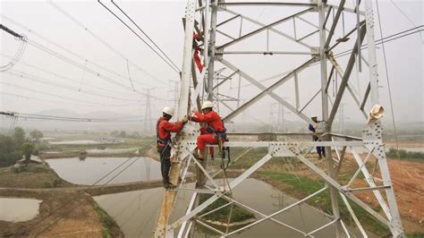 东辛凯惠：积极建设一流电力服务企业