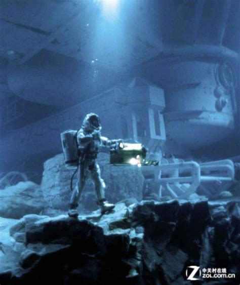 《深渊》--潜艇上气势恢宏的生死之战_高清技术应用-中关村在线